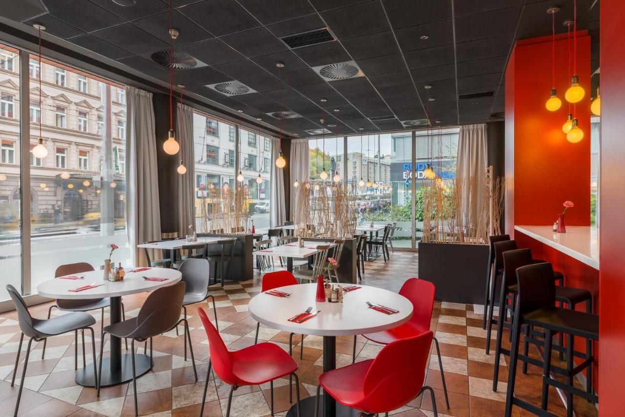 Ibis Mala Strana 3* Praag